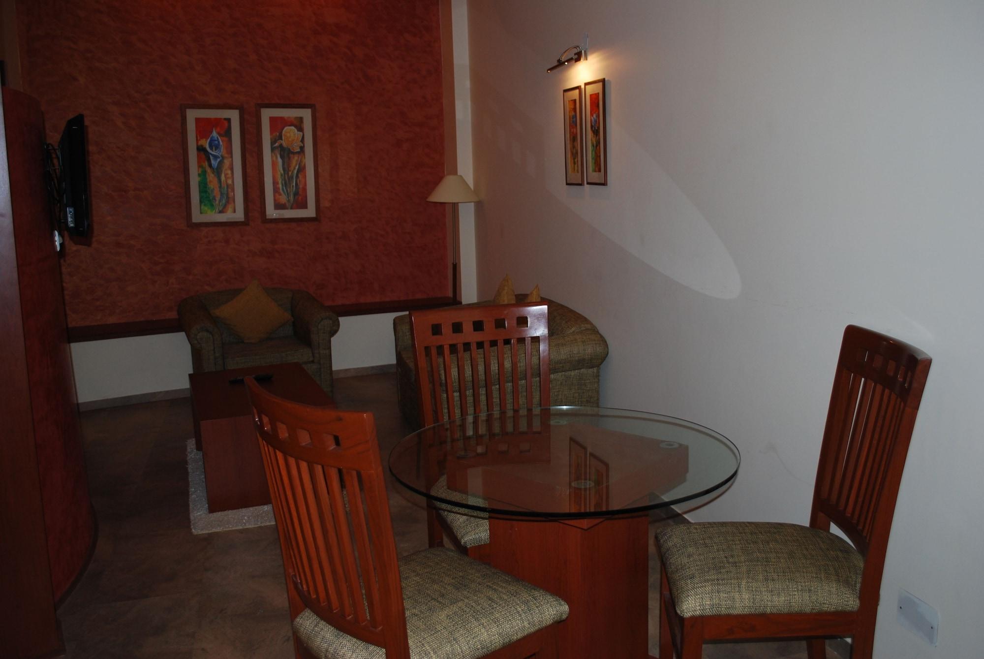 Hotel K C Residency Katra Esterno foto