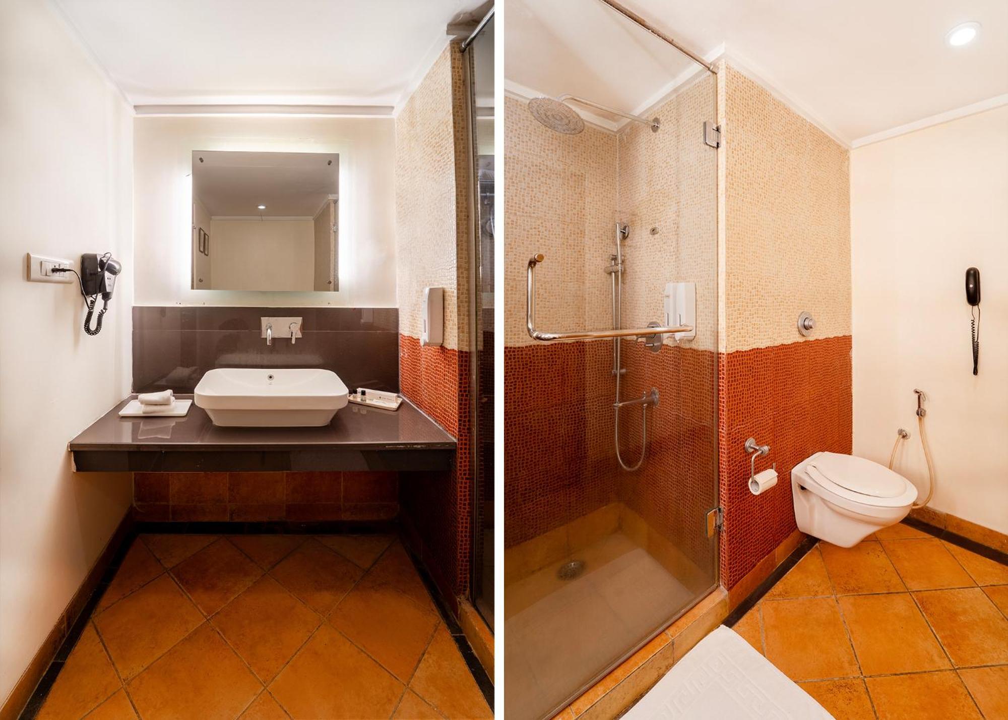 Hotel K C Residency Katra Esterno foto