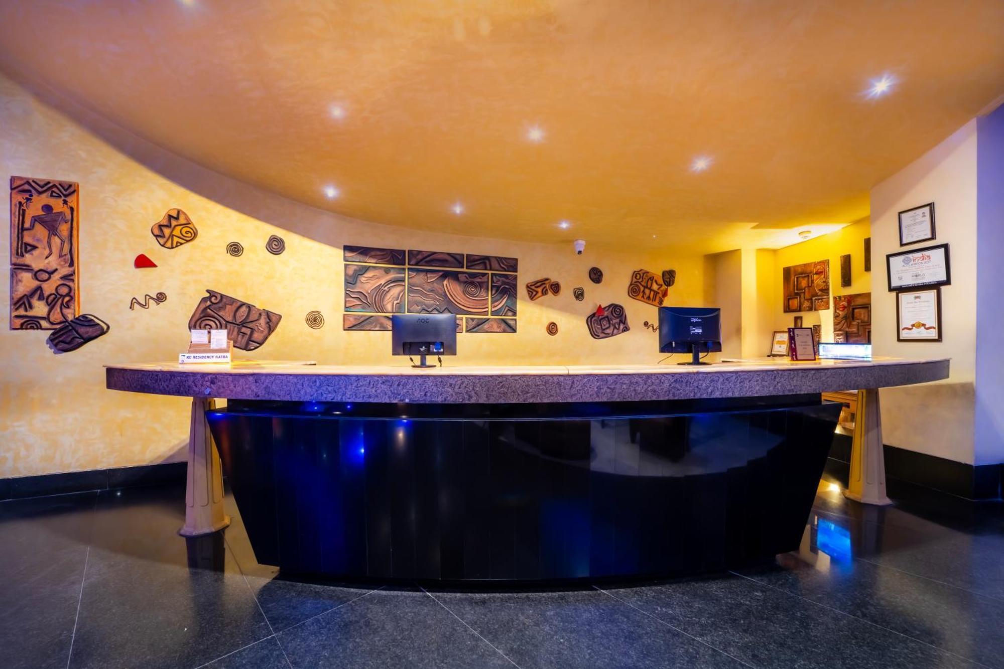 Hotel K C Residency Katra Esterno foto