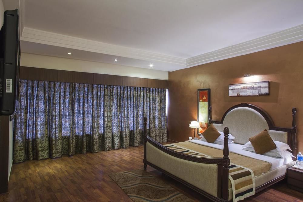 Hotel K C Residency Katra Esterno foto